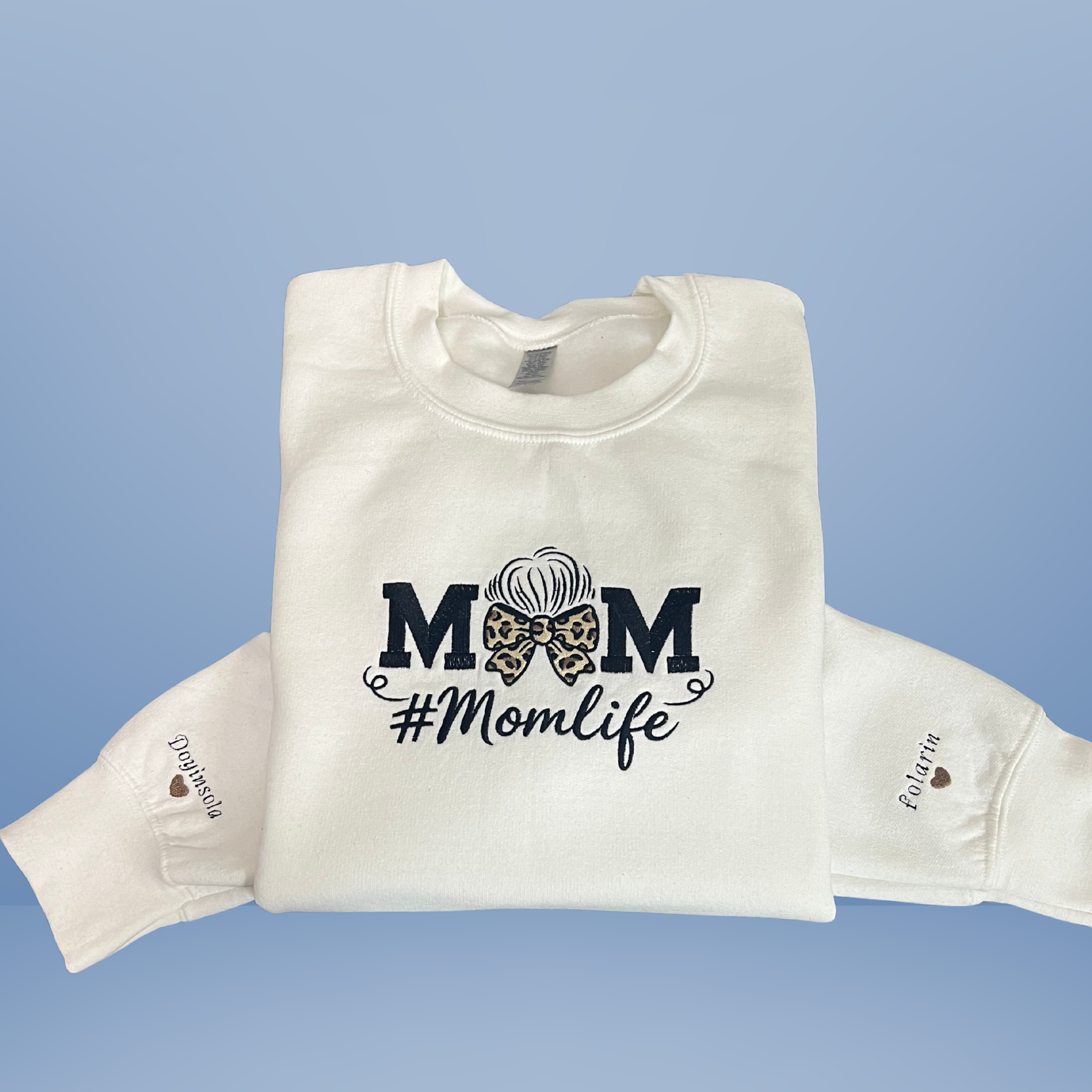 #MomLife personalised white sweatshirt with leopard bow graphic and embroidered names on cuffs